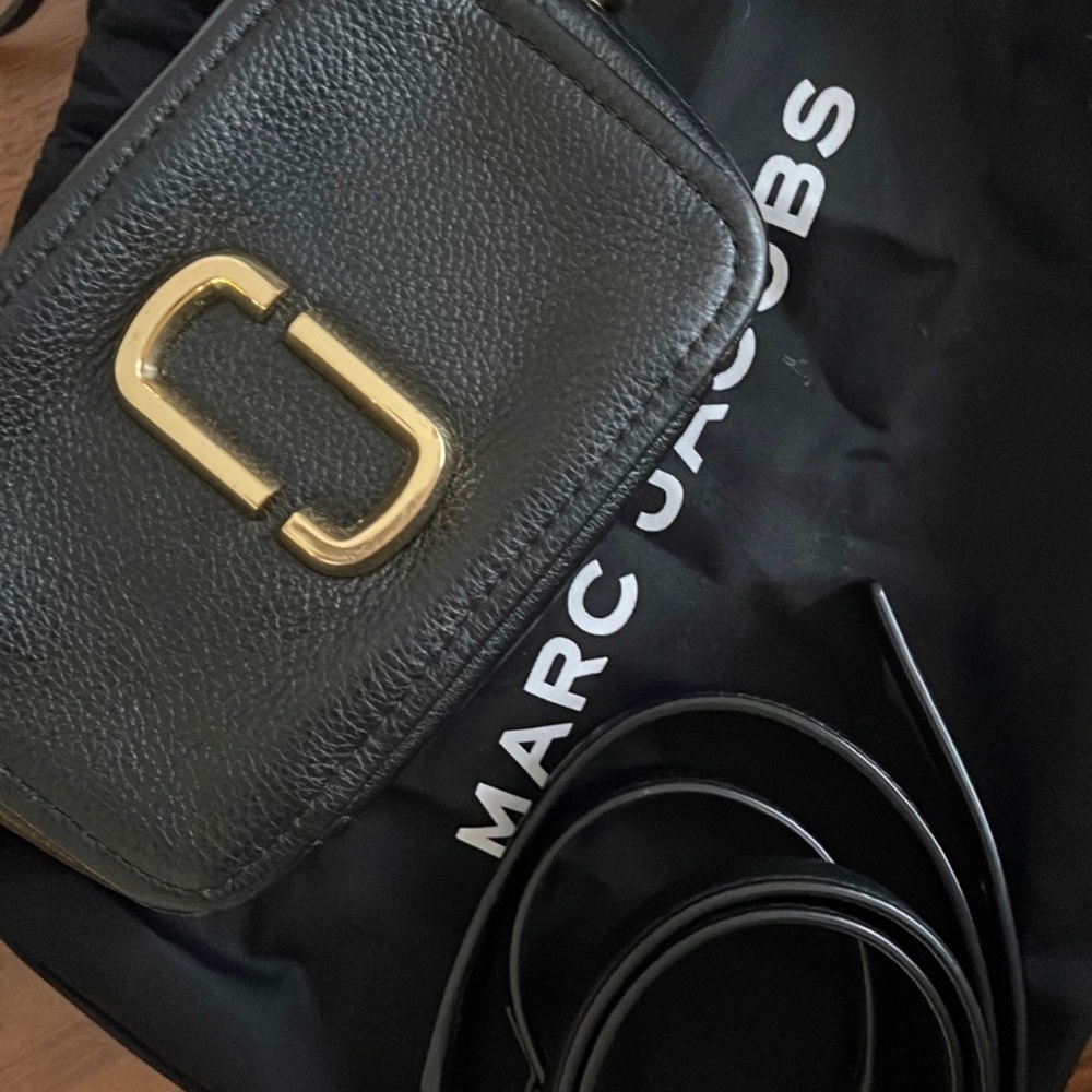 Marc jacobs sofshot 17 crossbody bag